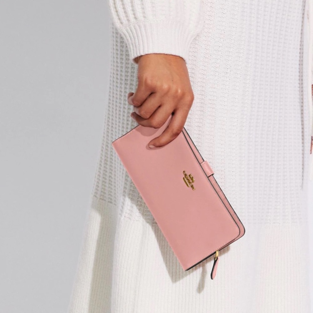Coach “Skinny Wallet” pinkish tan